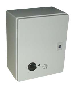 REGULATEUR DE VITESSE 3 PHASE 7 AMP