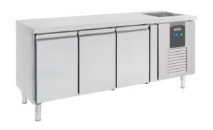 700 TABLE RÉFRIGÉRÉE PLONGE 3 PORTES